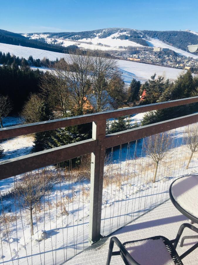 Mountain Apartment Klinovec Atomic Loučná pod Klínovcem Екстериор снимка