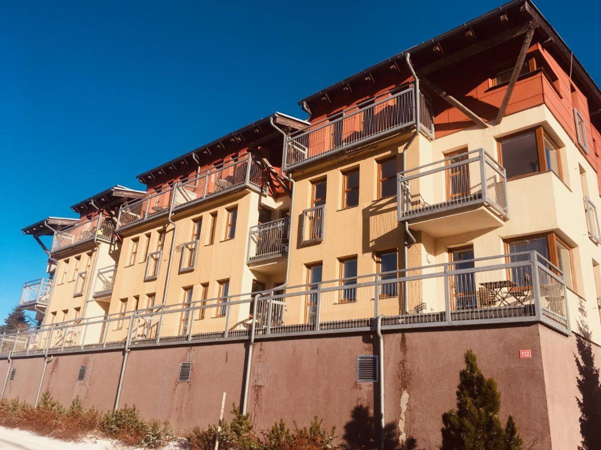 Mountain Apartment Klinovec Atomic Loučná pod Klínovcem Екстериор снимка